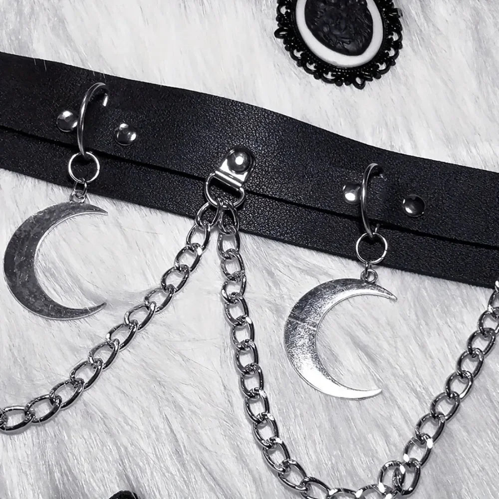Moon / Heart / Circle Pendant Chain Waistband