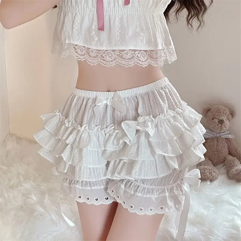 Black and White Lolita Bloomers – Pumpkin Shorts with Bows and Pleated Lace