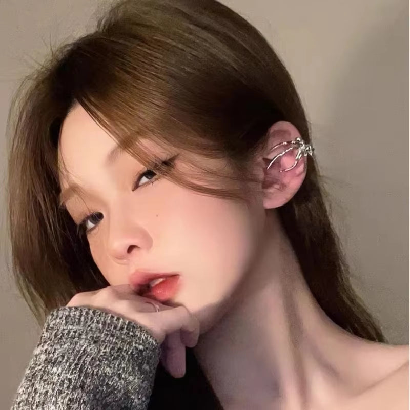 Spider Ear Cuff – Non-Piercing Punk Gothic Metal Clip-On Earring for Men & Women